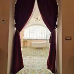 Barluzzi לינה וארוחת בוקר 4*