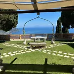 Barluzzi לינה וארוחת בוקר רבאלו
