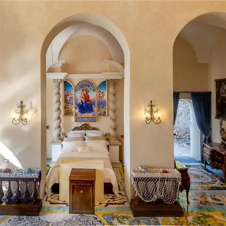 Oda ve Kahvaltı Barluzzi 4*