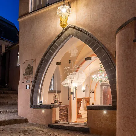Oda ve Kahvaltı Barluzzi 4*